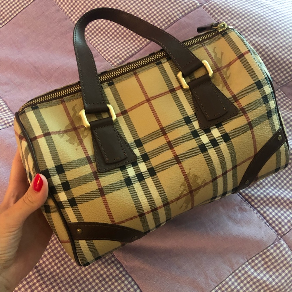 Burberry purse